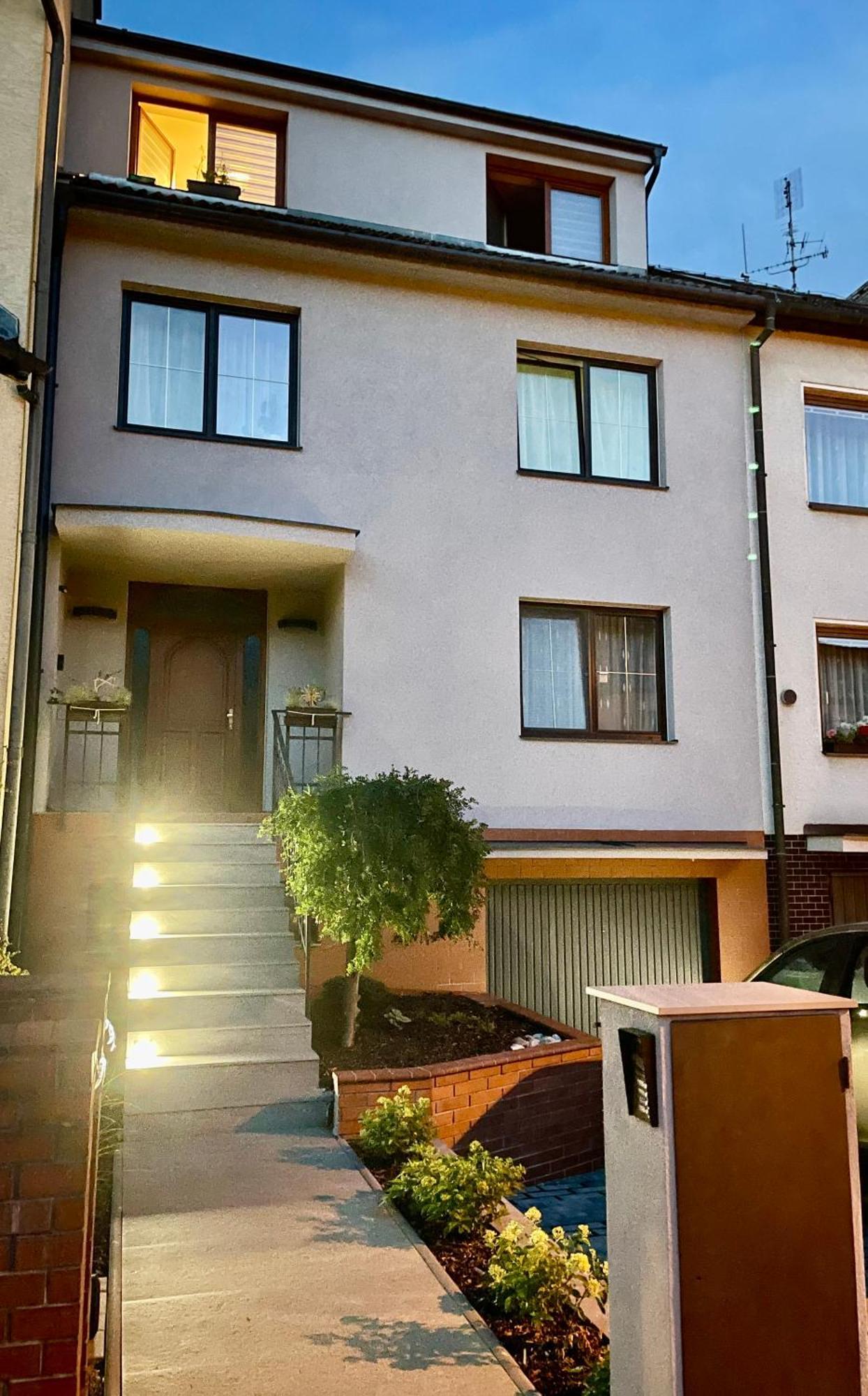 Sunny Apartment أولوموك المظهر الخارجي الصورة
